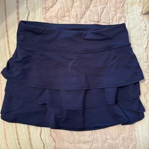 Athlete girls skirt. Size large/12. Euc.